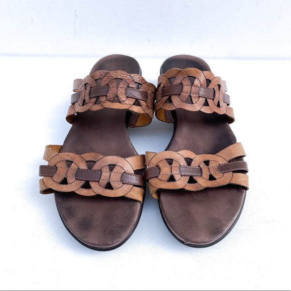 Munro Brown Leather Wedge Sandals w/ Circle Design - Picture 2 of 7